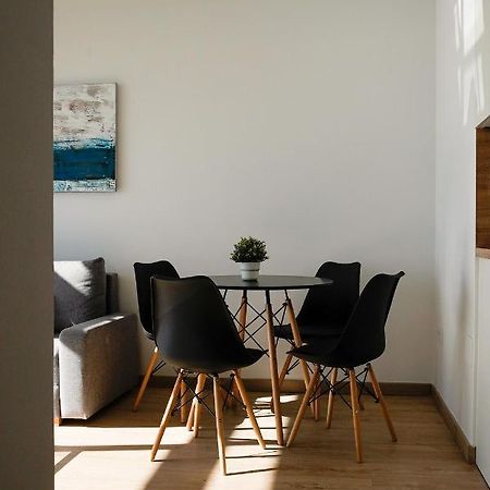 מאלגה Beachfront Apartment מראה חיצוני תמונה